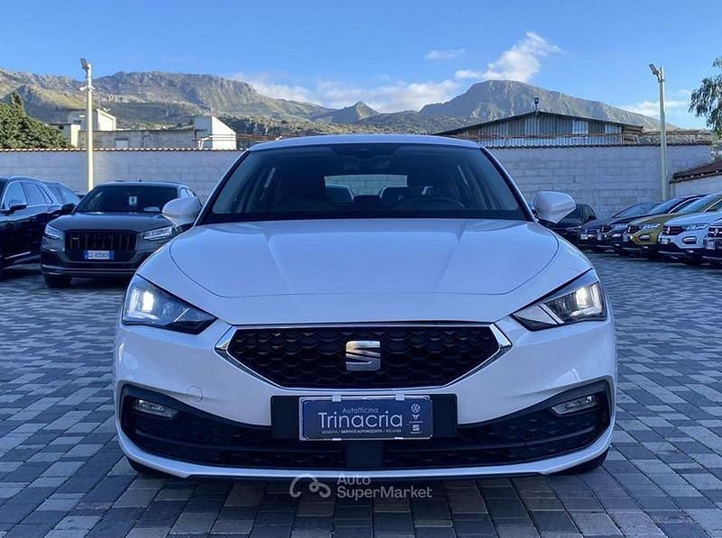 Usata Seat Leon Style 116 CV (85 kW) 2022 Bianco Berlina