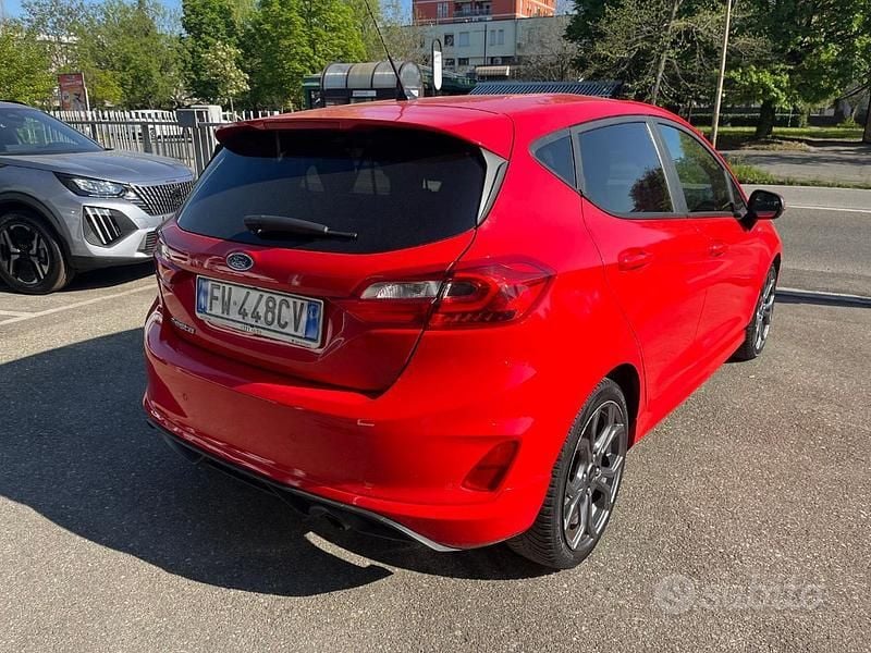 Usata Ford Fiesta ST-Line X 86 CV (63 kW) 2019 Rosso Utilitaria