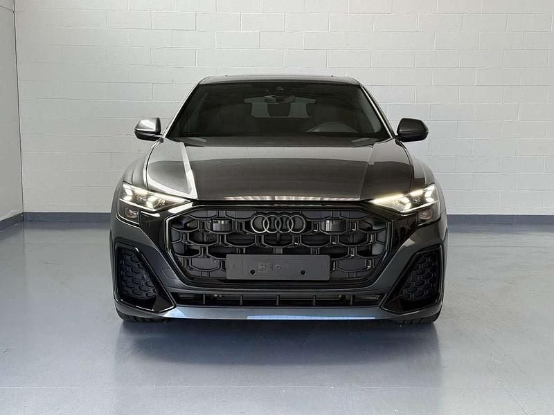 Nuova Audi Q8 S-Line 286 CV (210 kW) 2026 Grigio daytona SUV