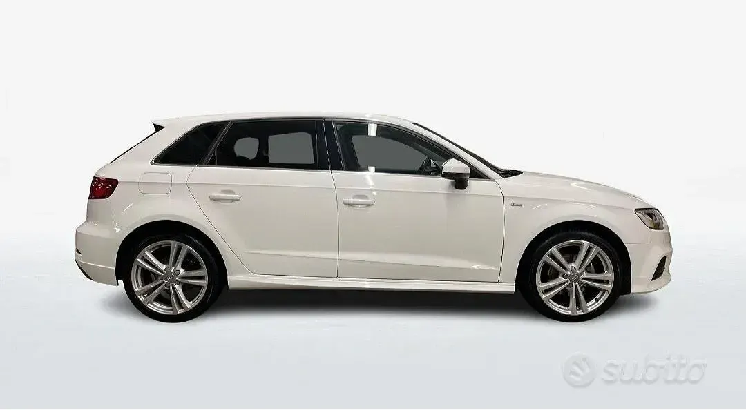 Usata Audi A3 Admired 116 CV (85 kW) 2019 Bianco Berlina
