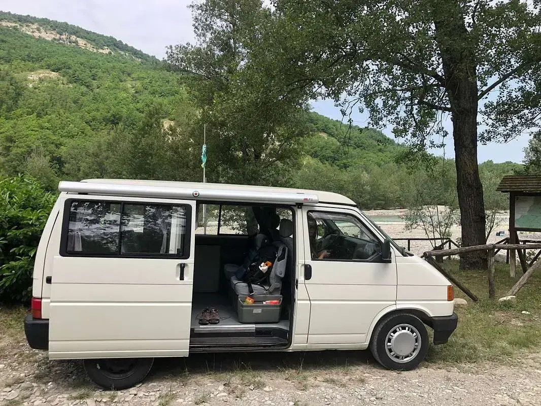 Usata VW Multivan 84 CV (61 kW) 1994 Bianco Monovolume