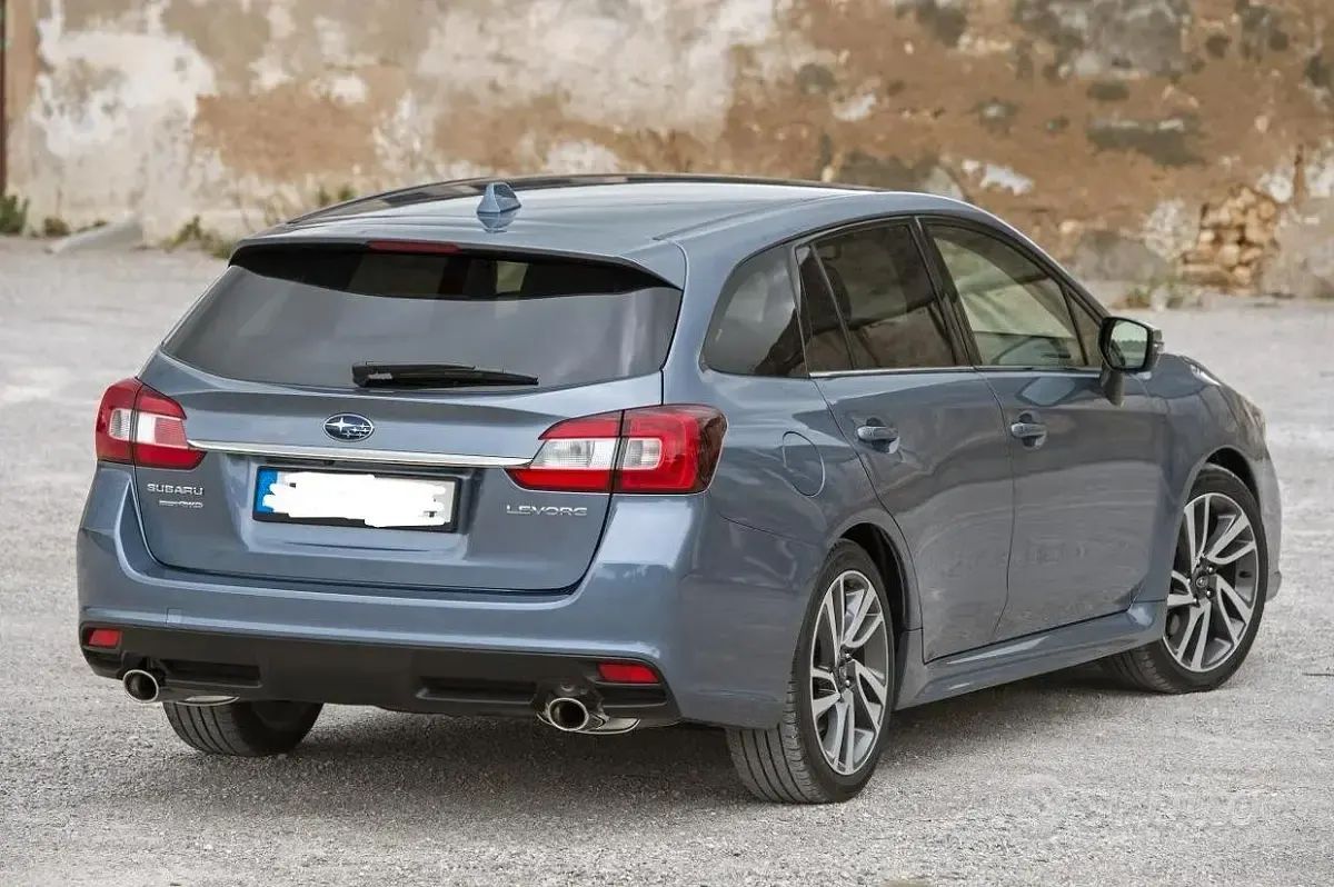 Usata Subaru Levorg 170 CV (125 kW) 2017 Blu Station wagon