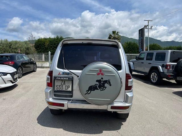 Usata Mitsubishi Pajero 116 CV (85 kW) 2000 Grigio SUV