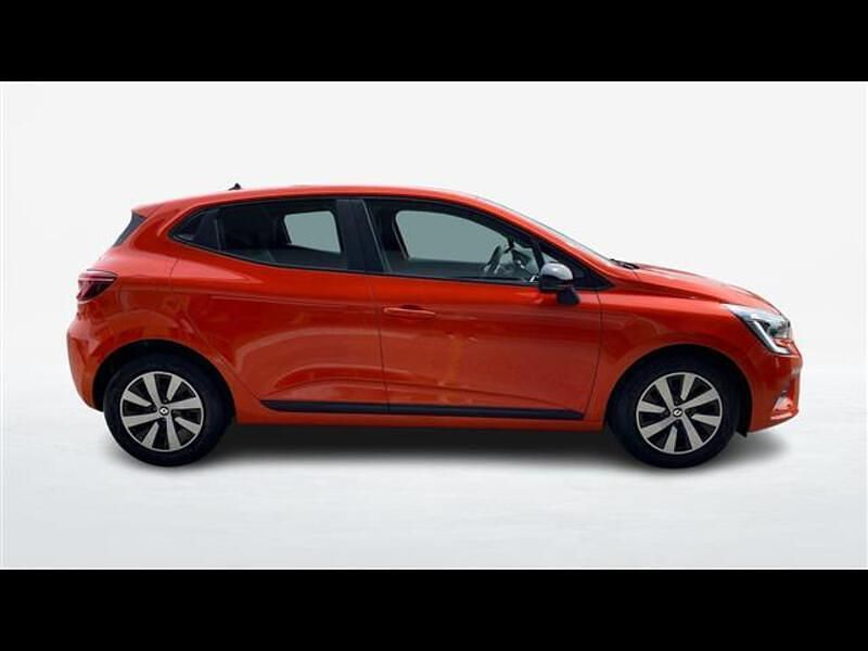 Usata Renault Clio V Equilibre 91 CV (66 kW) 2023 Arancione Berlina