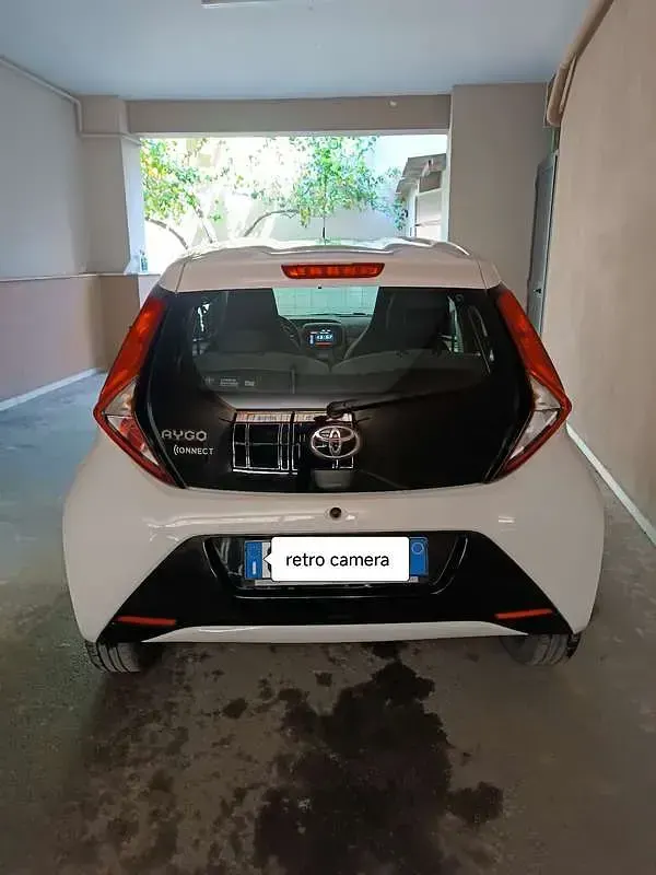 Usata Toyota Aygo 72 CV (52 kW) 2020 Utilitaria