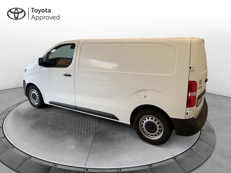 Usato 2017 Toyota Verso 1.6 Diesel 116 CV (15.900 €)