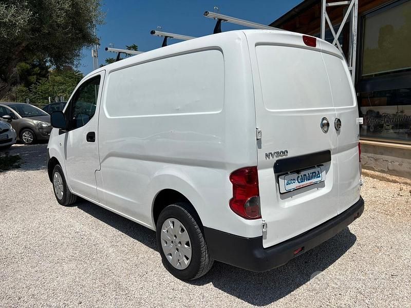 Usata Nissan NV200 90 CV (66 kW) 2016 Bianco Monovolume