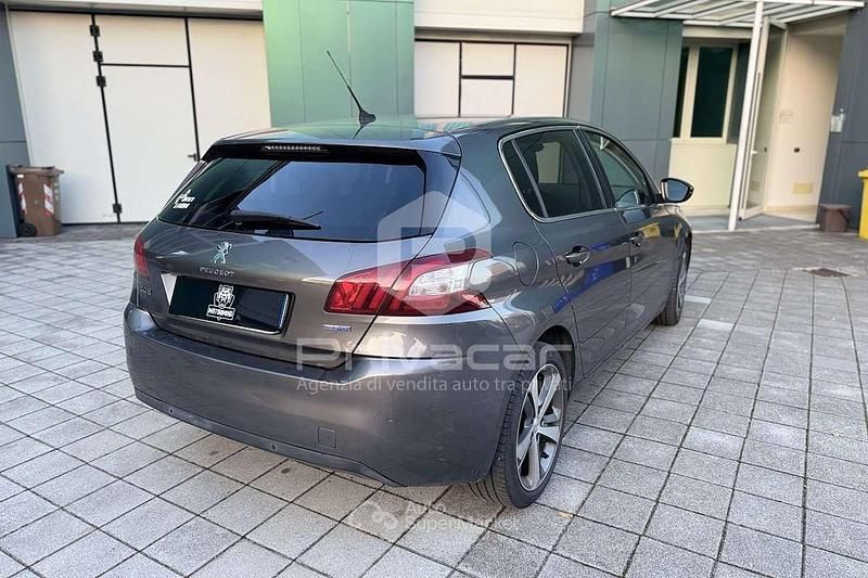 Usata Peugeot 308 Allure 120 CV (88 kW) 2016 Grigio Utilitaria