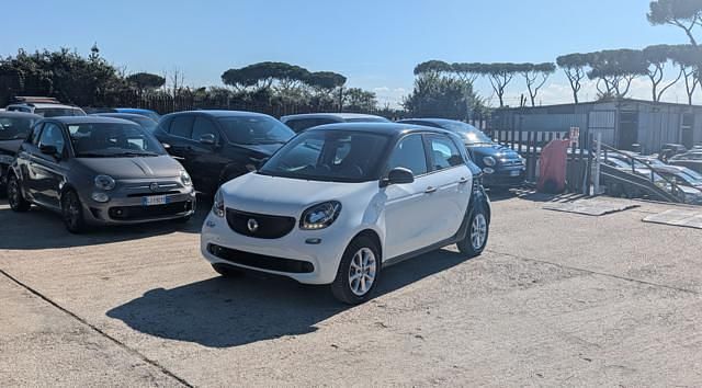 Usata Smart ForFour 71 CV (52 kW) 2015 Bianco(met.) Utilitaria