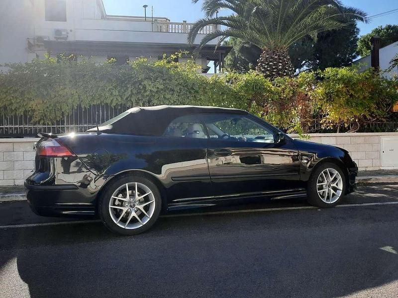 Usata Saab 9-3 Cabriolet Aero 209 CV (153 kW) 2004 Nero Cabrio