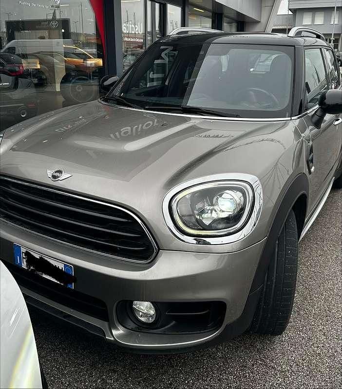 Usata Mini Cooper Countryman 136 CV (100 kW) 2017 Grigio SUV