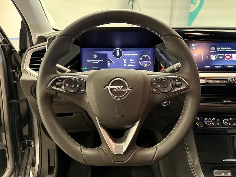 Usata Opel Grandland X Ultimate 131 CV (96 kW) 2024 Grigio SUV