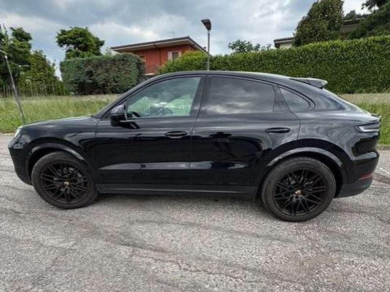 Usata Porsche Cayenne 354 CV (260 kW) 2023 Nero SUV