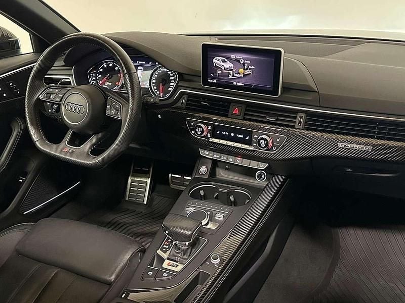 Usata Audi RS4 Comfort 450 CV (330 kW) 2018 Grigio Station wagon