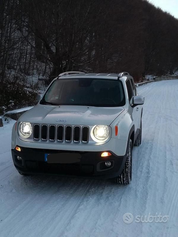 Bianco Usata 2016 Jeep Renegade Limited SUV | 17.500 € (Molto cara) - Immagine 1/3