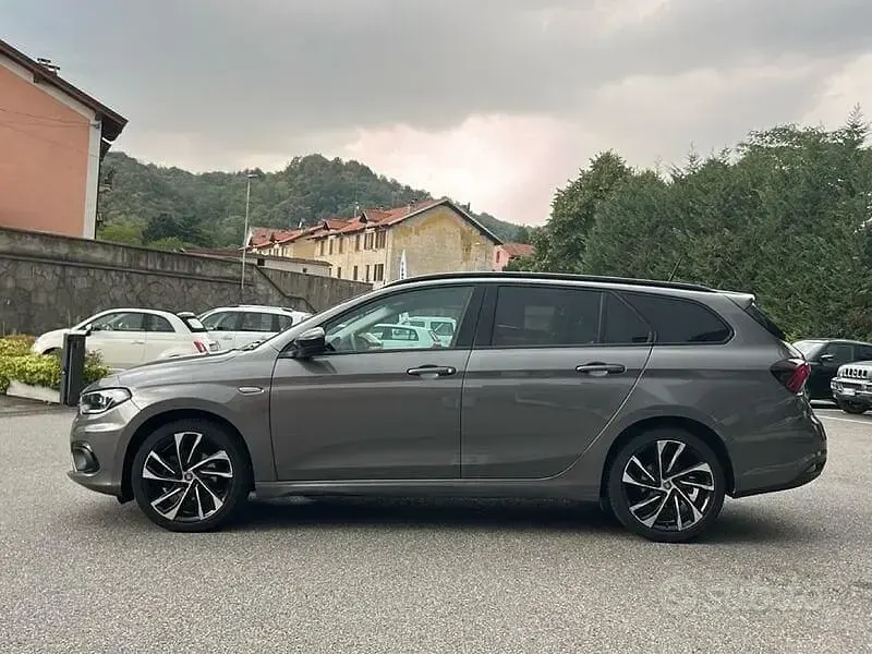 Usata Fiat Tipo Lounge 120 CV (88 kW) 2019 Other Station wagon