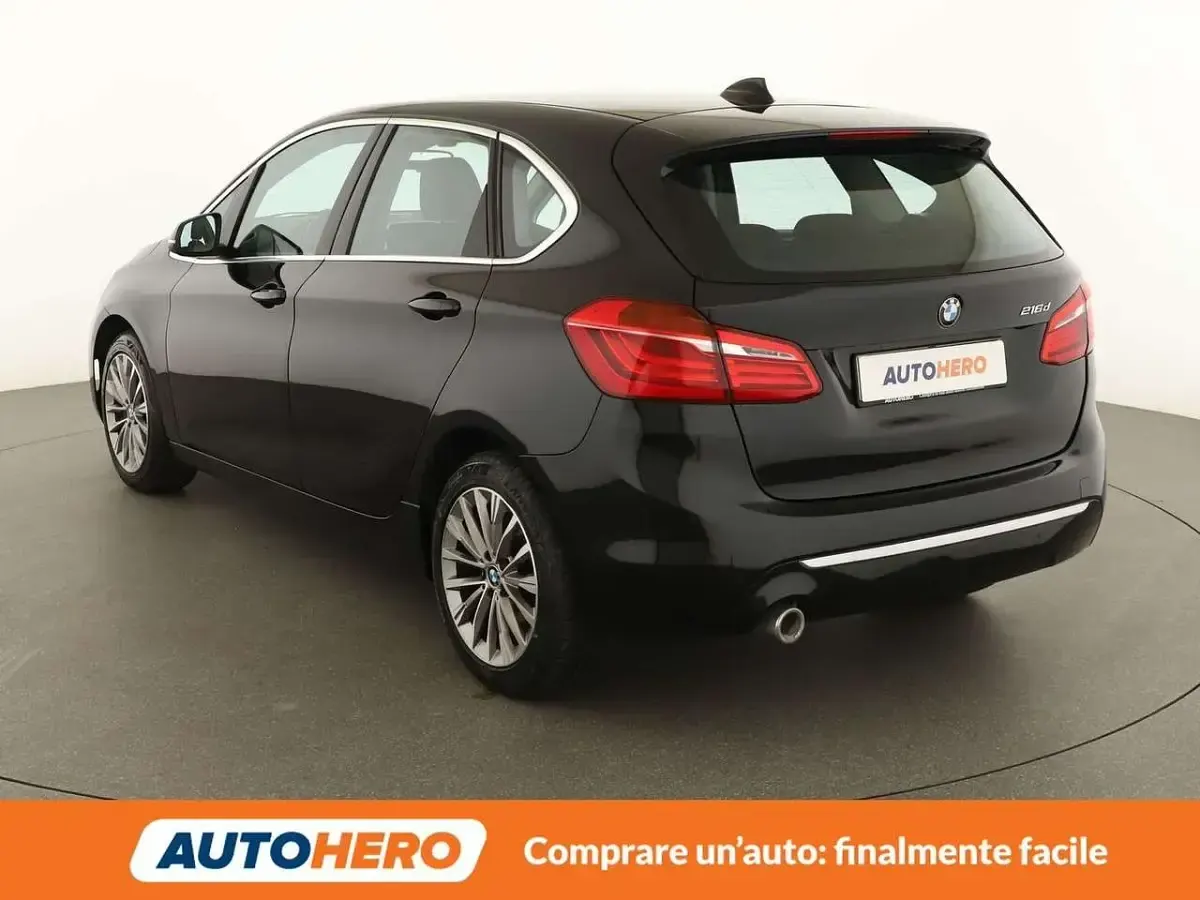 Usata BMW 216 Active Tourer Luxury Line 116 CV (85 kW) 2019 Nero Monovolume