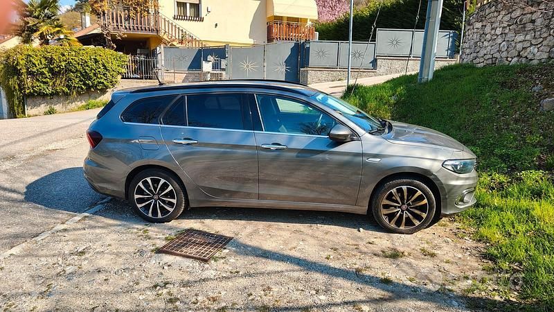Usata Fiat Tipo 130 CV (95 kW) 2019 Station wagon