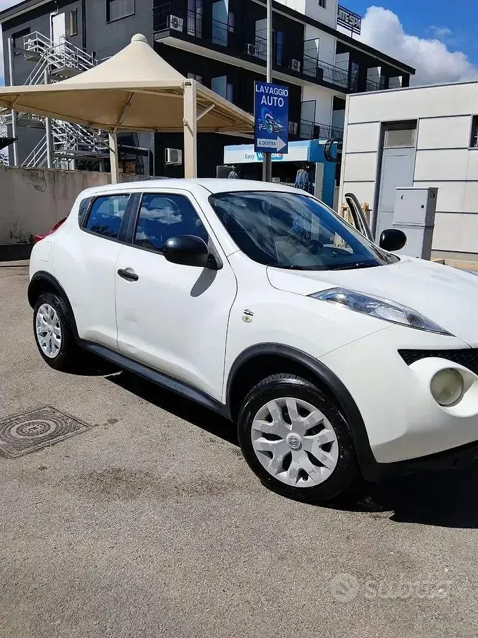 Usata Nissan Juke 110 CV (80 kW) 2012 Bianco SUV