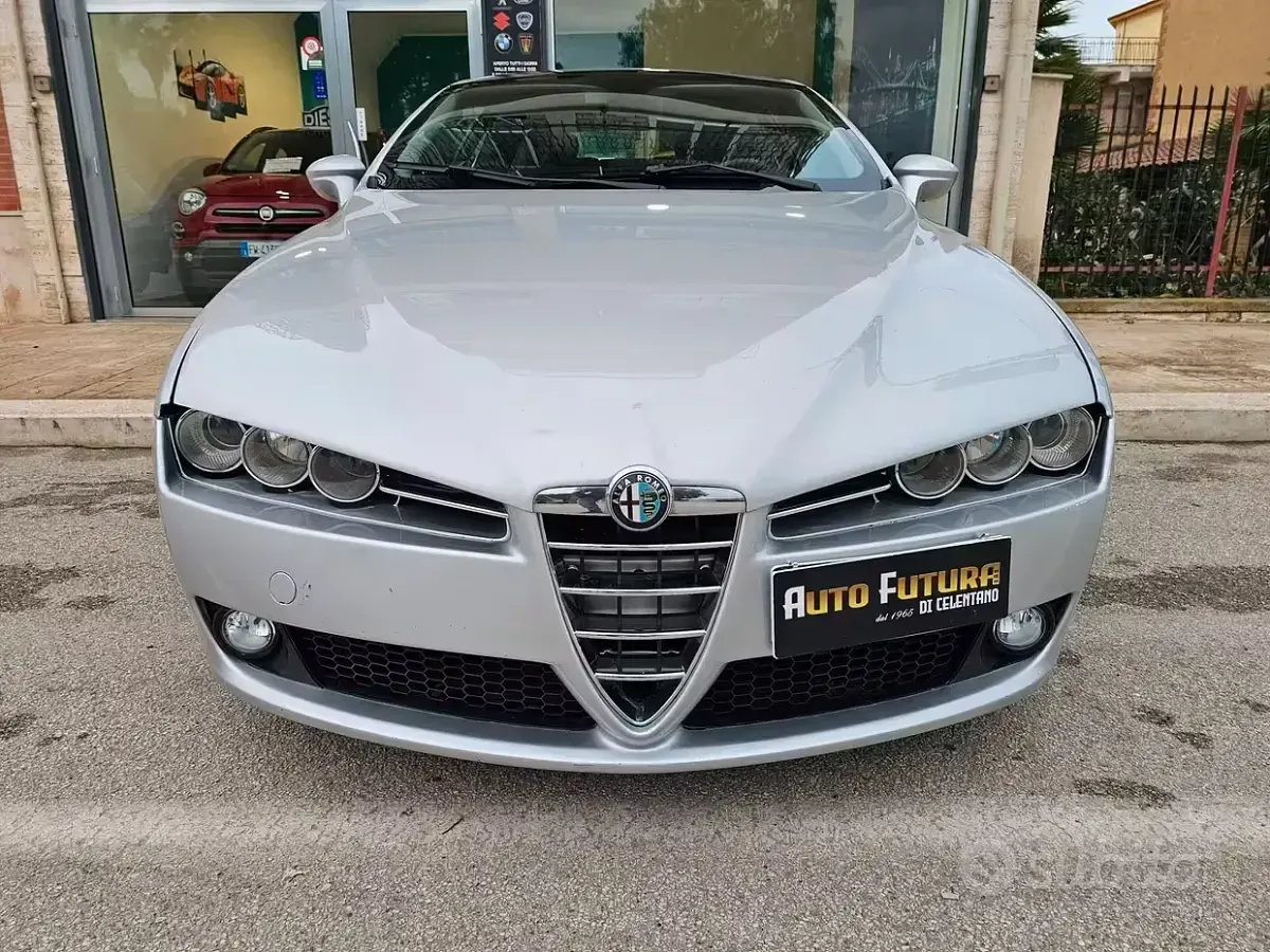 Usata Alfa Romeo Brera 185 CV (136 kW) 2006 Grigio Coupé