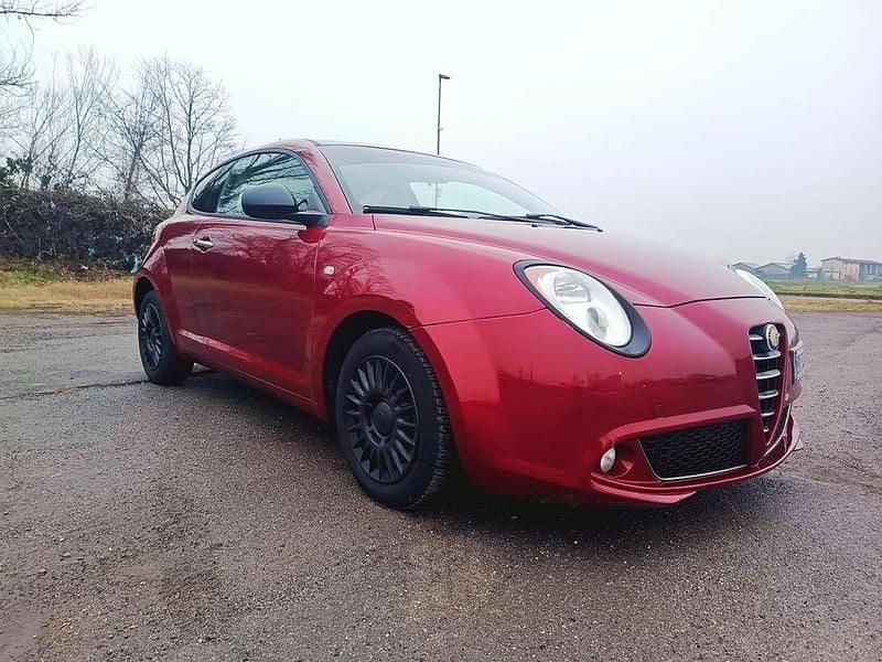 Usata Alfa Romeo MiTo Distinctive 95 CV (69 kW) 2012 Rosso Utilitaria