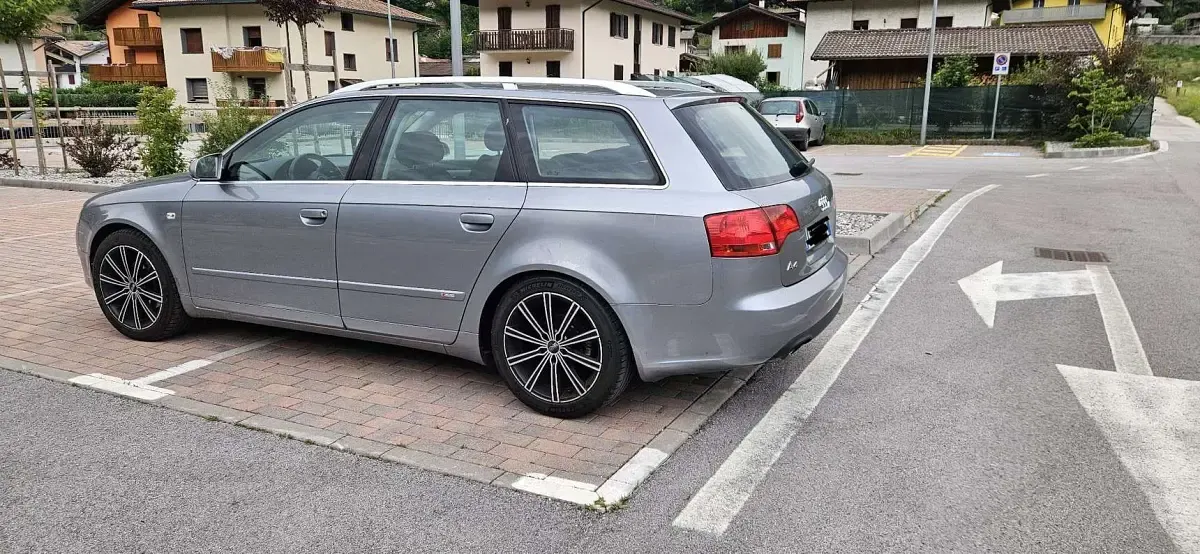 Usata Audi A4 S-Line 140 CV (102 kW) 2005 Grigio Station wagon