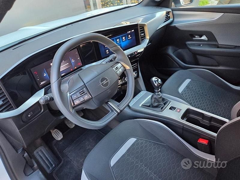 Usata Opel Mokka Edition 136 CV (100 kW) 2025 Bianco SUV