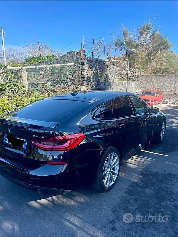 Nero Usata 2019 BMW 620 Gran Turismo Due volumi | 30.000 € - Immagine 1/4