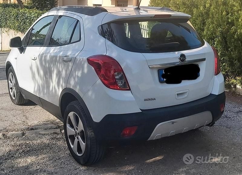 Usata Opel Mokka 140 CV (102 kW) 2015 Bianco SUV