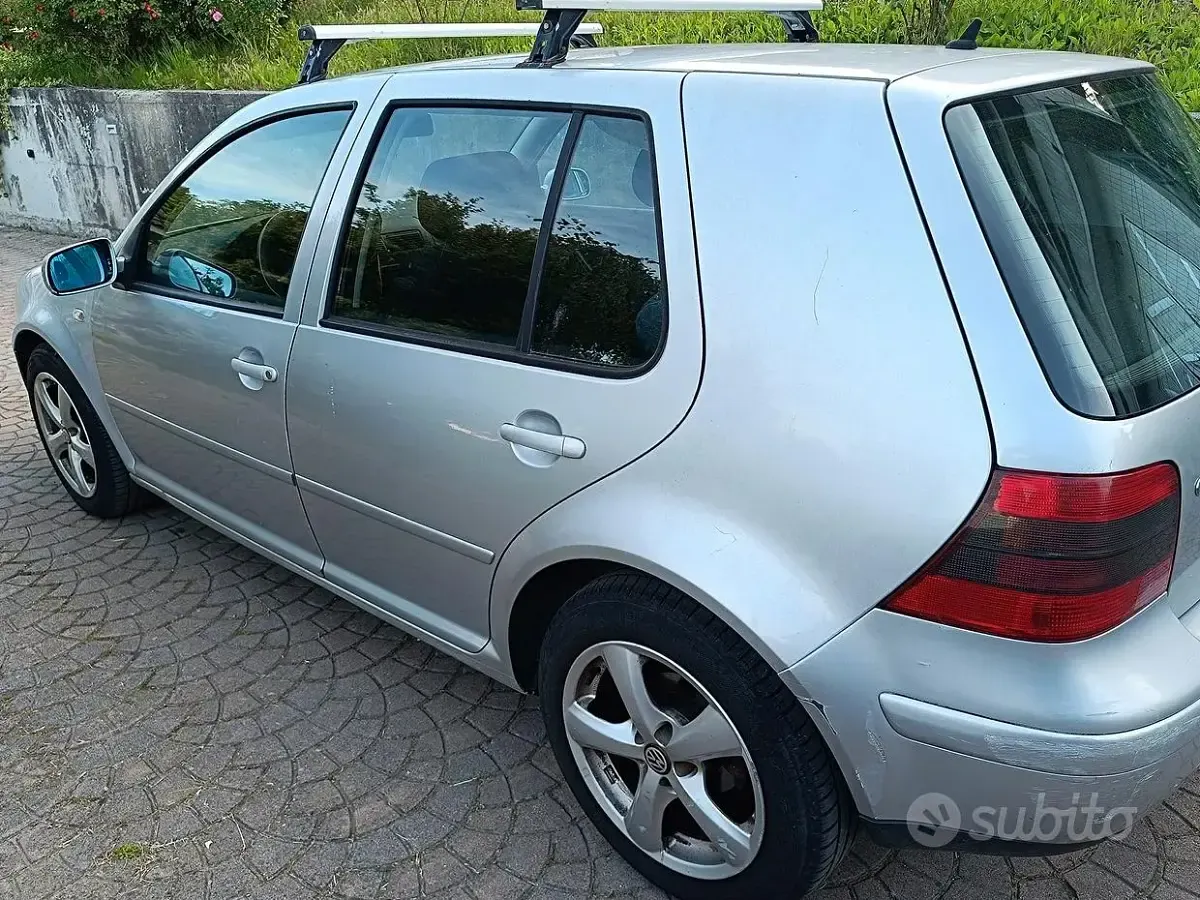 Usata VW Golf IV 150 CV (110 kW) 2001 Grigio Berlina