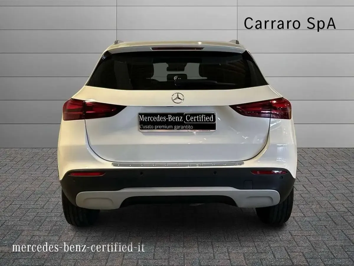 Usata Mercedes GLA180 Advanced 116 CV (85 kW) 2025 Bianco SUV