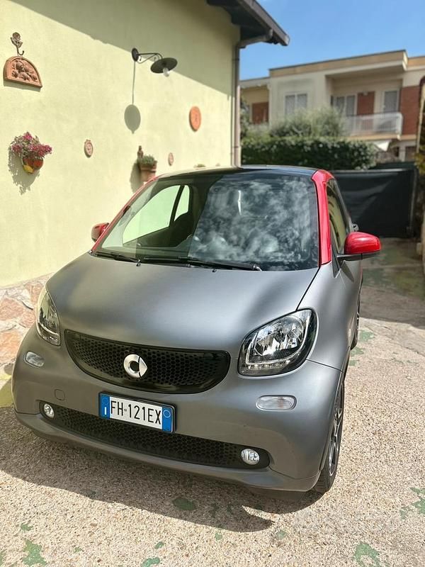 Usata Smart ForTwo Coupé 71 CV (52 kW) 2017 Utilitaria