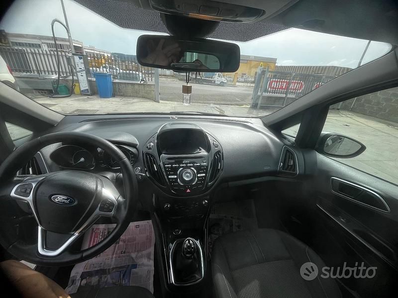 Usata Ford B-MAX 95 CV (69 kW) 2014 Grigio Monovolume