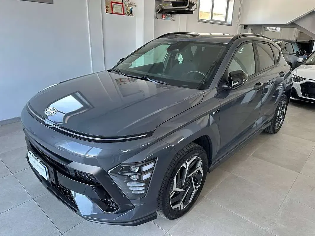 Usata Hyundai Kona N Line 105 CV (77 kW) 2023 Grigio SUV