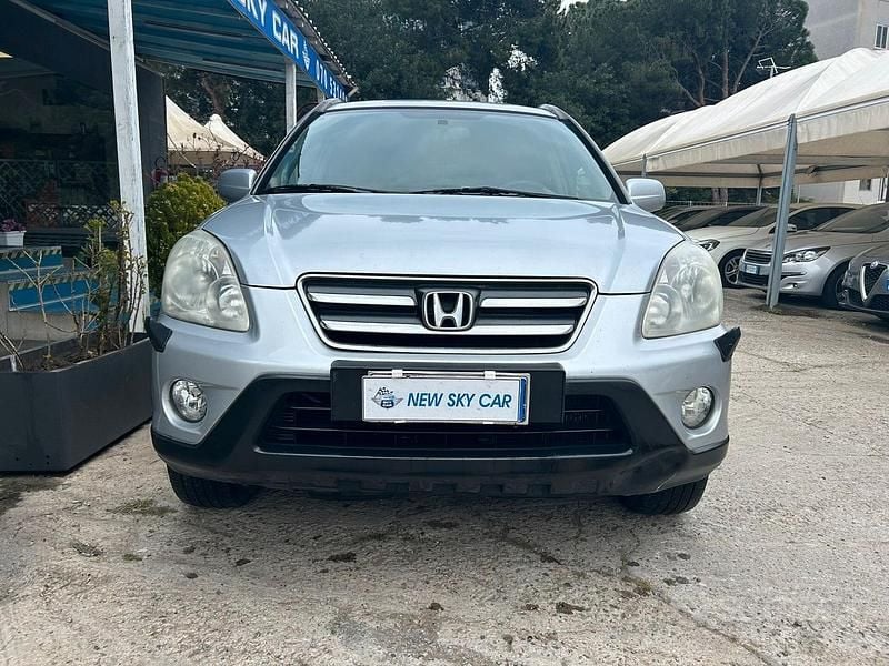 Usata Honda CR-V LS 140 CV (102 kW) 2006 Grigio SUV