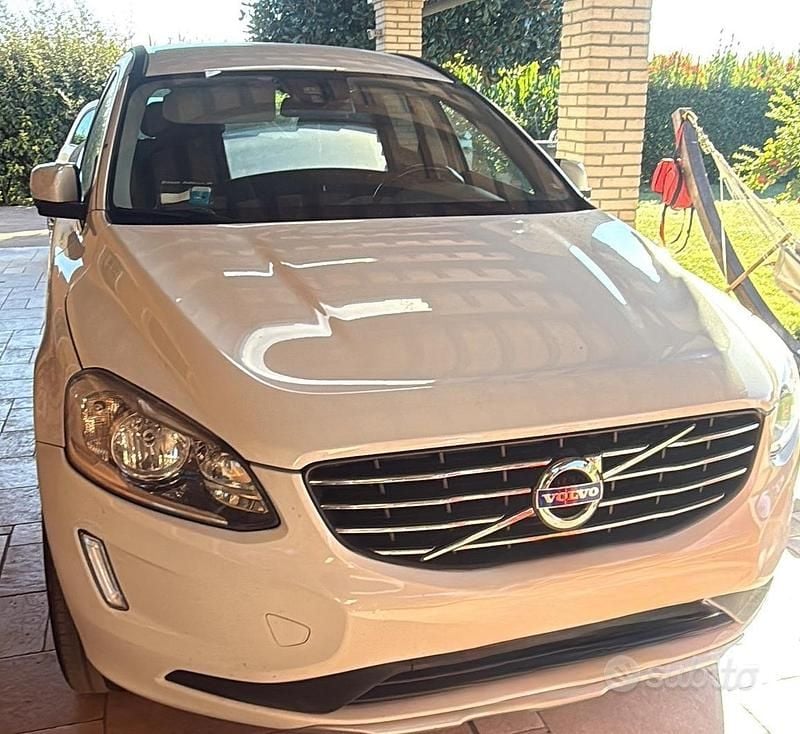 Usata 2013 Volvo XC60 SUV | 10.000 € (Buon prezzo) - Immagine 1/4
