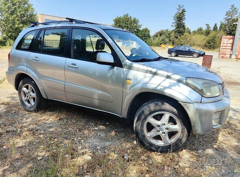 Usata Toyota RAV4 2003 Grigio SUV
