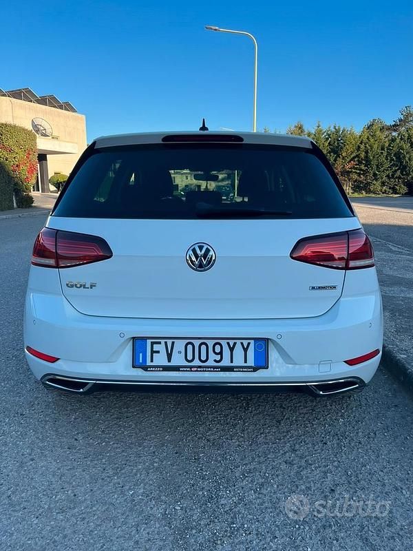 Usata VW Golf VII Executive 131 CV (96 kW) 2019 Berlina