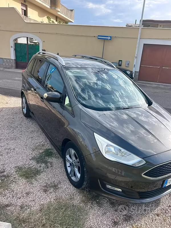 Usata Ford C-MAX 2017 Grigio Monovolume