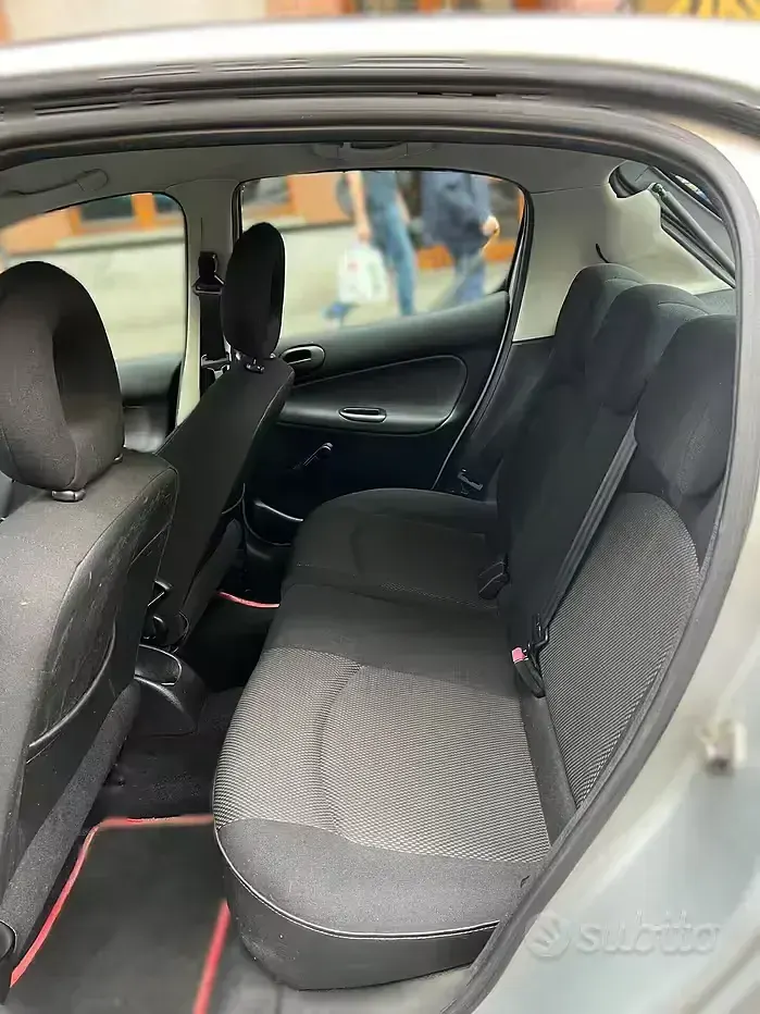 Usata Peugeot 206 75 CV (55 kW) 2008 Grigio Berlina
