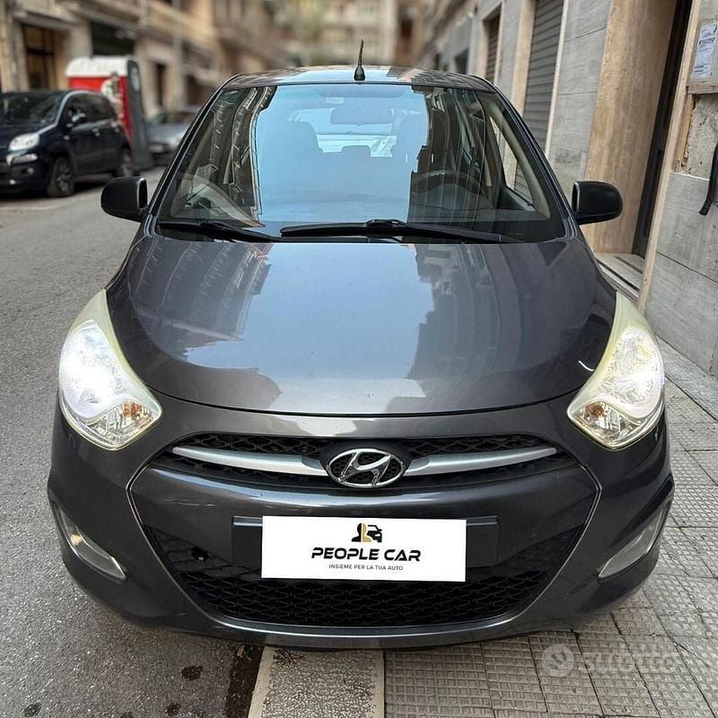 Usata Hyundai i10 69 CV (50 kW) 2011 Grigio Utilitaria