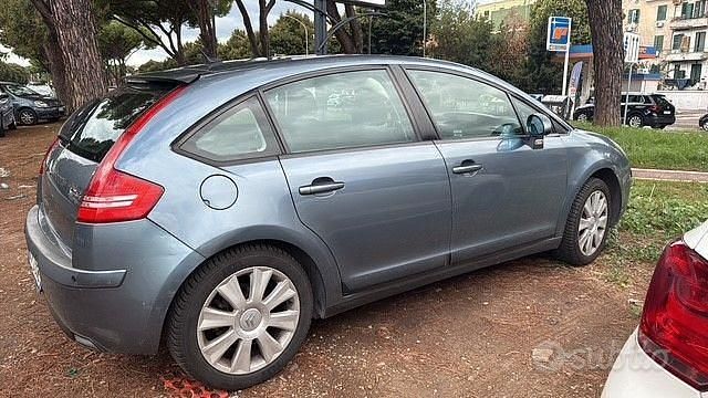Usata Citroën C4 90 CV (66 kW) 2005 Grigio Berlina