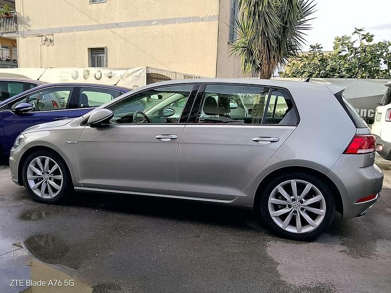 Usata VW Golf VII Executive 131 CV (96 kW) 2019 Grigio Berlina