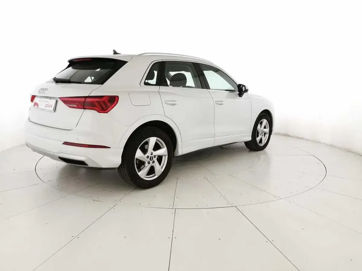 Usata Audi Q3 Advanced 150 CV (110 kW) 2021 Bianco SUV