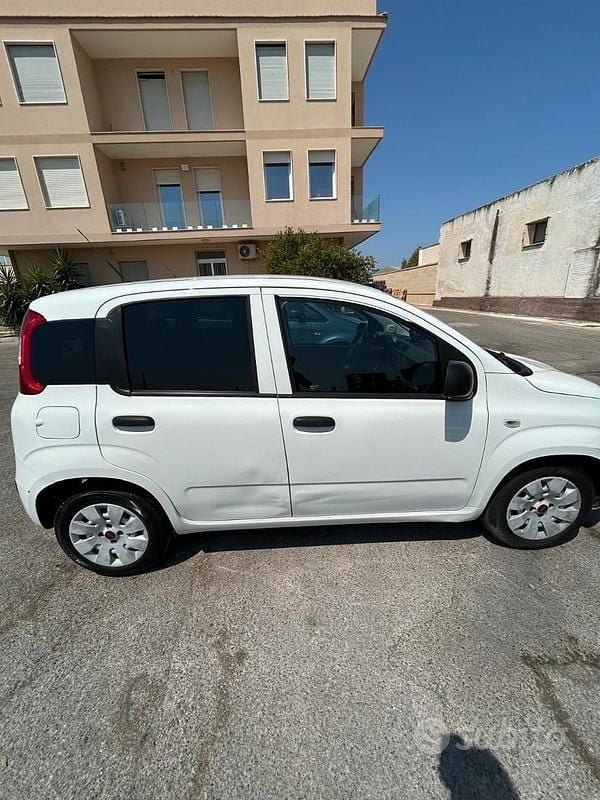 Usata Fiat Panda 80 CV (58 kW) 2016 Utilitaria