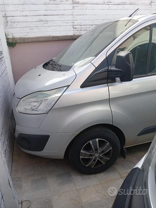 Usata Ford Transit Custom 131 CV (96 kW) 2015 Grigio