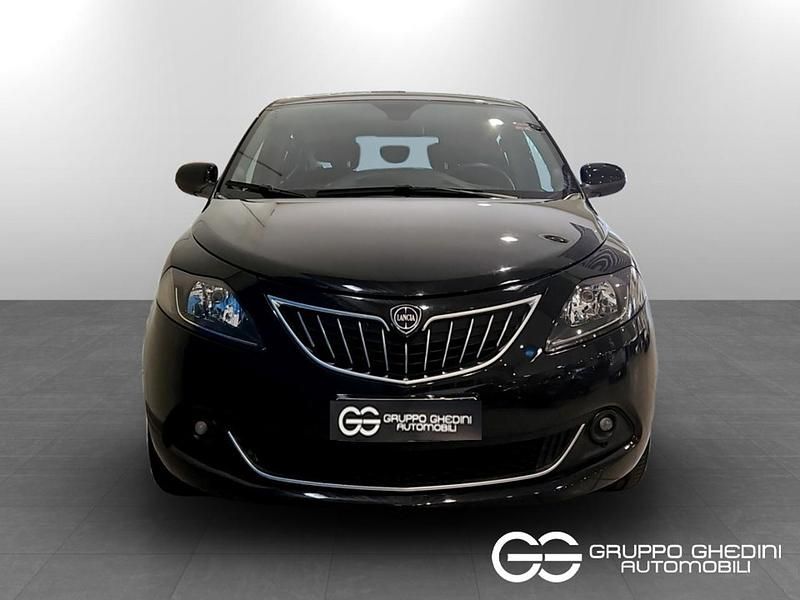 Usata Lancia Ypsilon Gold 70 CV (51 kW) 2022 Nero nero Utilitaria