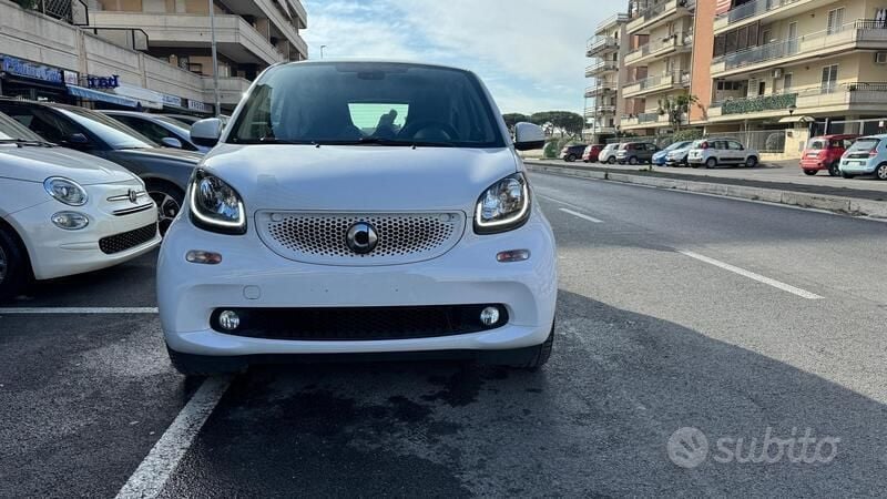 Bianco Usata 2018 Smart ForTwo Coupé Prime Coupé | 15.900 € (Buon prezzo) - Immagine 1/4