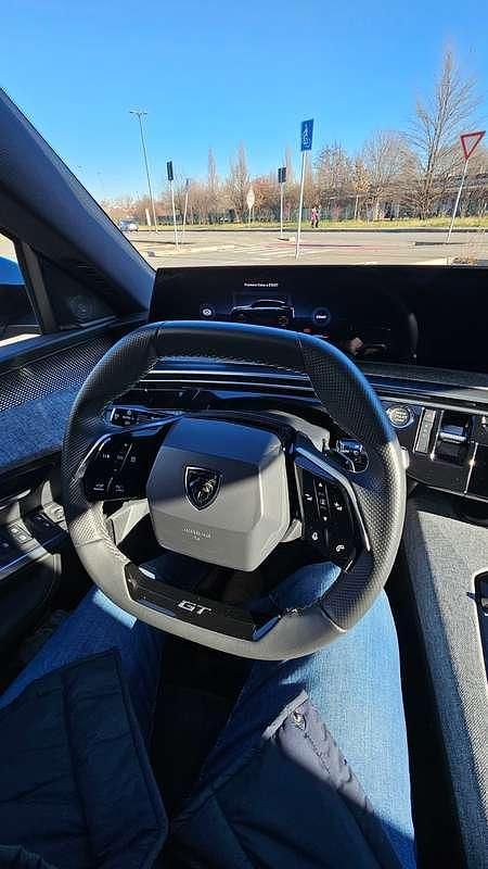 Usata Peugeot e-3008 GT 103 kW (141 CV) 2024 Argento SUV