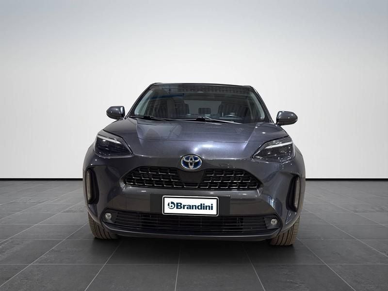 Usata Toyota Yaris Cross Lounge 116 CV (85 kW) 2022 Grigio SUV